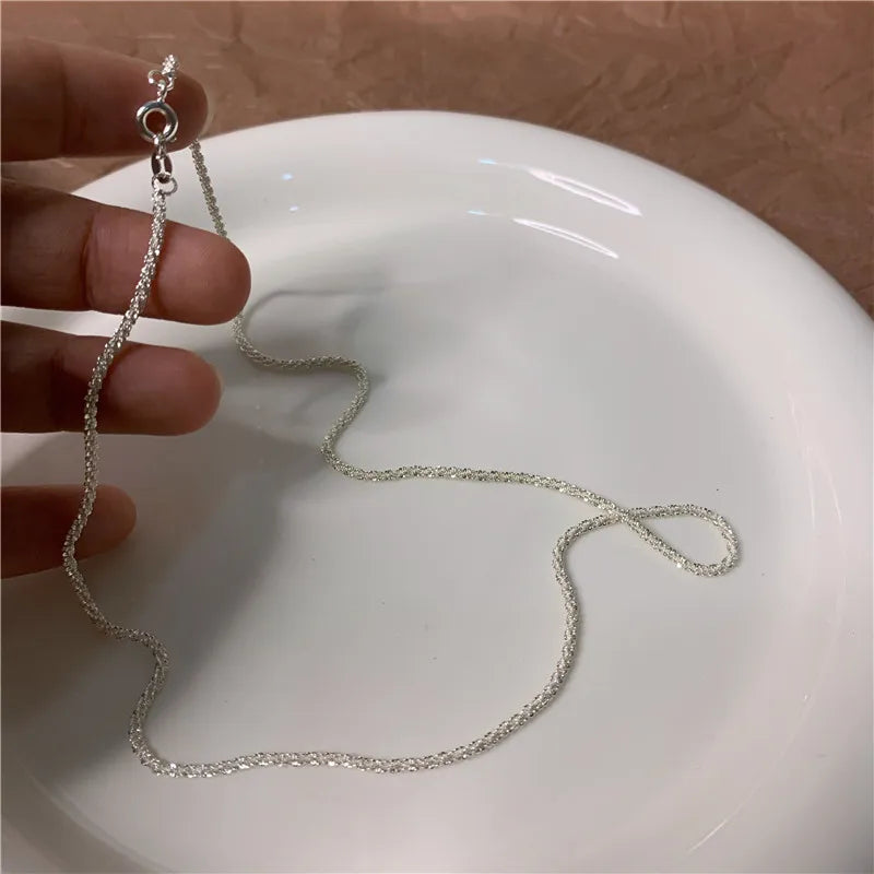 闪亮颈链时尚珠宝